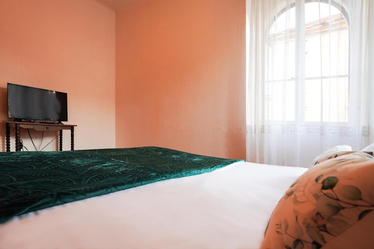 Appartement Tranquil Urban Escape à Split Extérieur photo
